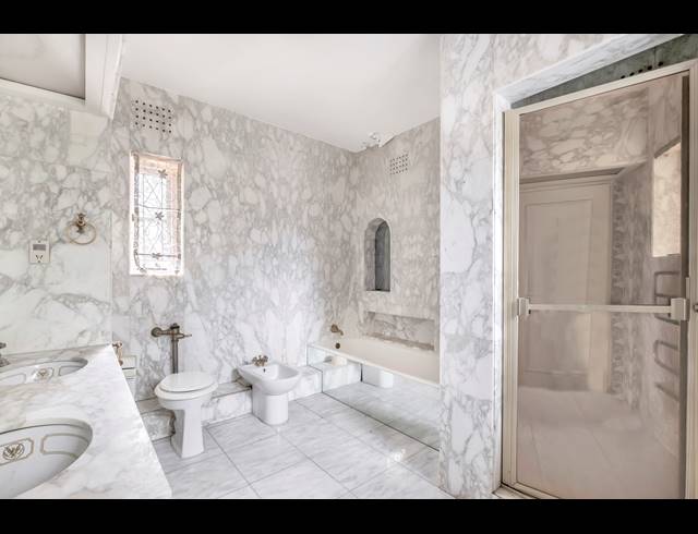 6 BEDROOM HOUSE FOR SALE IN DUNKELD